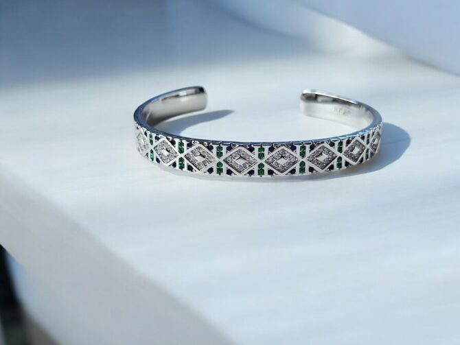 Vintage Geometric Cuff Bangle - Silver-Plated Stainless Steel with Cubic Zirconia - Image 3